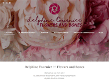 Tablet Screenshot of flowers-and-bones.weebly.com